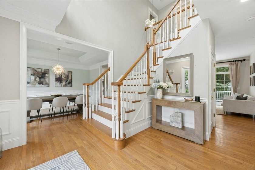 NEIGHBORHOOD SETTING WITH COMMUTER CONVENIENCE! This - photo 20