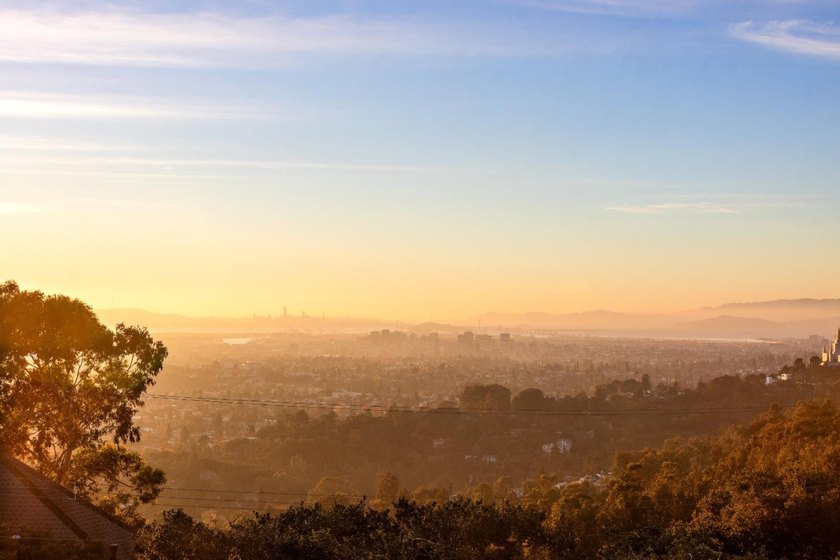 Come home to sweeping 180 degrees Bay views, perfect for sipping - photo 24