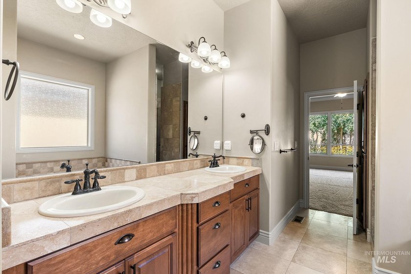 $10,000 SELLER CONCESSION!! Under $700,000 in Banbury Meadows!! - photo 25
