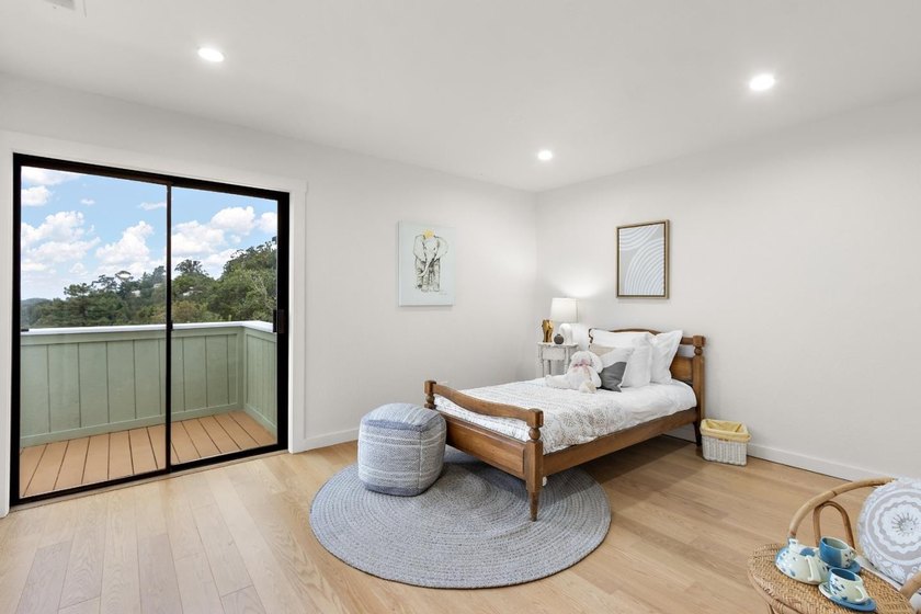 Come home to sweeping 180 degrees Bay views, perfect for sipping - photo 30