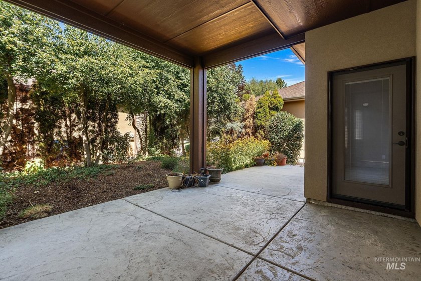 $10,000 SELLER CONCESSION!! Under $700,000 in Banbury Meadows!! - photo 35
