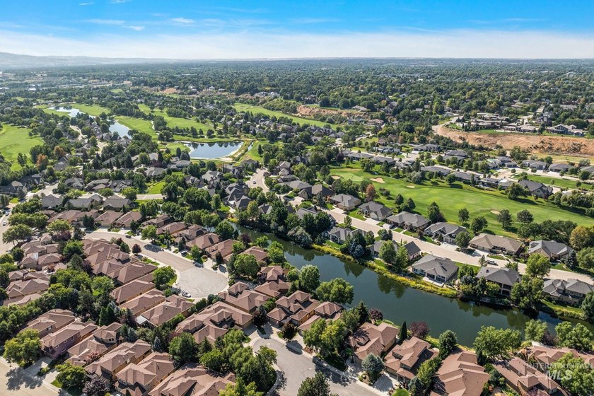 $10,000 SELLER CONCESSION!! Under $700,000 in Banbury Meadows!! - photo 38
