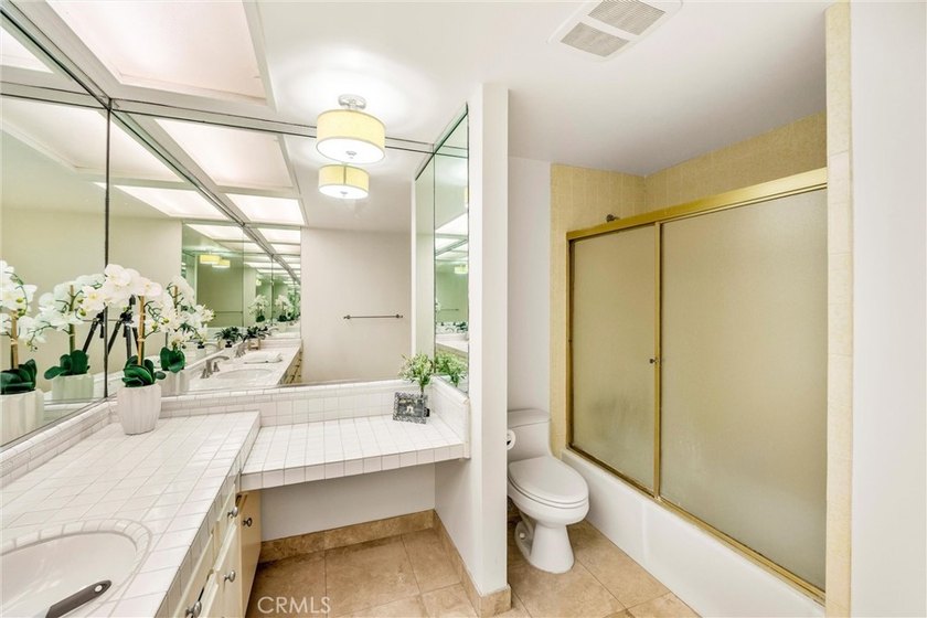 Located in the highly desirable Walteria neighborhood of South - photo 18