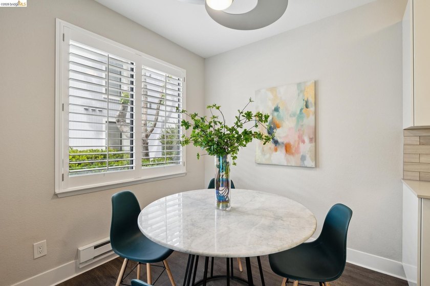 Exquisite resort-style condo in the prominent East Bay paradise - photo 9