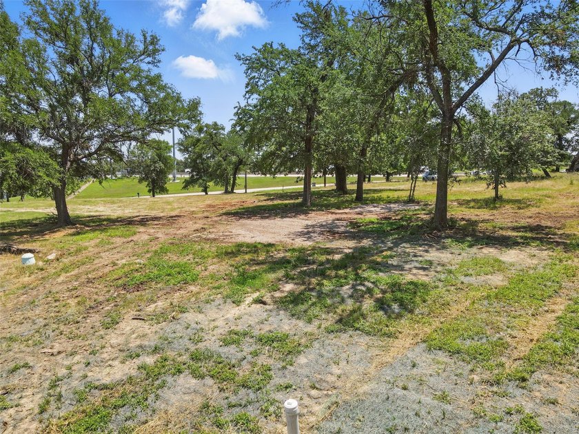 Looking for deeded waterfront property with an exceptional - photo 26