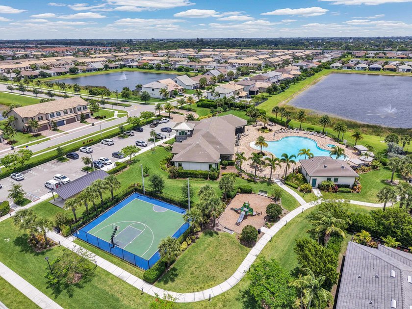 Welcome to this two-story residence located in Fields in Lake - photo 43