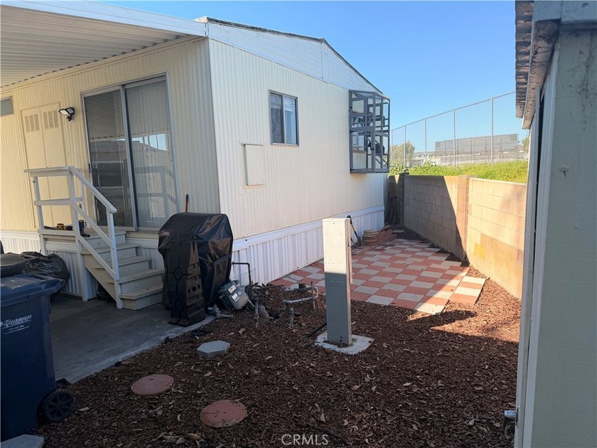 Located in the desirable Beachview Mobile Home Park, this - photo 5