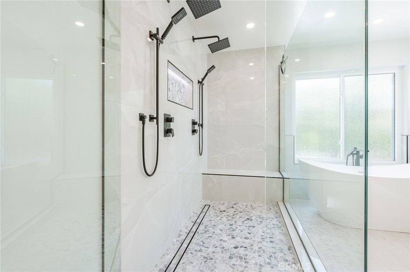 Offered for the first time by its original owner, this - photo 33