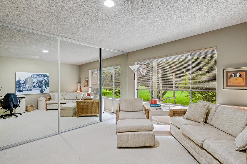 Beautifully maintained 3-bedroom townhouse in a sought-after 55+ - photo 25