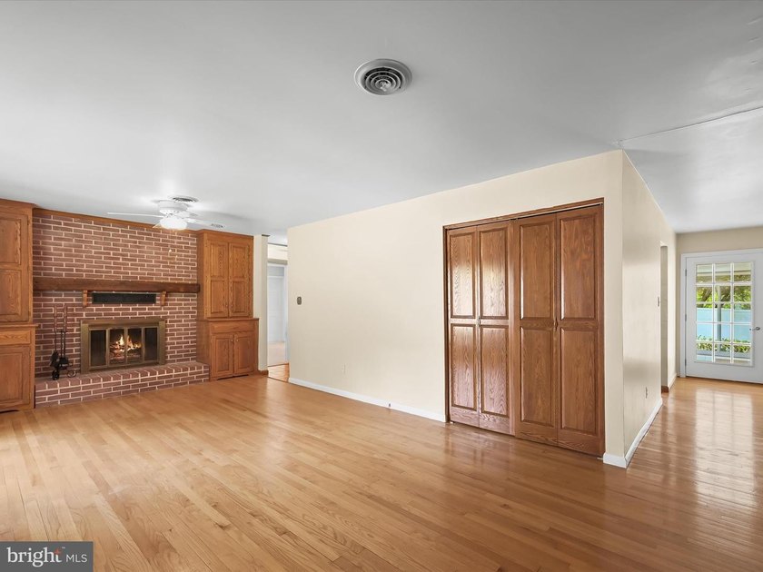 Discover the rare opportunity to own this exceptional six - photo 7