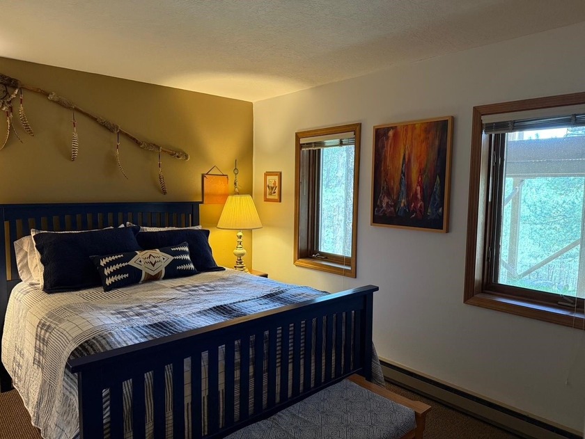 RUSTIC CHARM, SPACIOUS LIVING AREAS, MODERN UPGRADES, FIRE PIT - photo 27