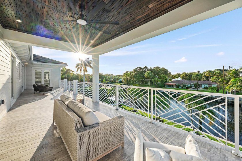 A statement of modern waterfront luxury, this extraordinary - photo 49