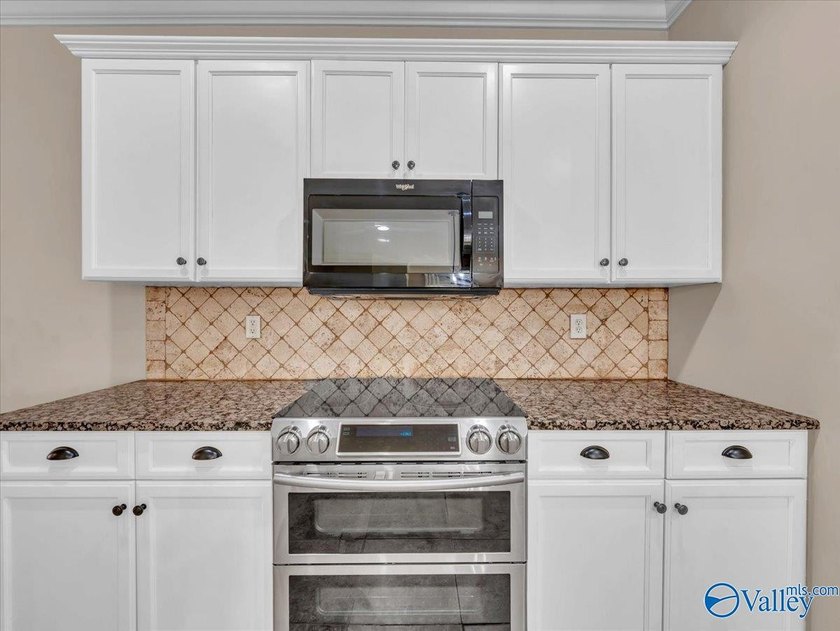Open House Sunday Jul 19th 2-4PM *** Beautiful full brick home - photo 13