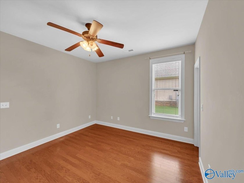 Open House Sunday Jul 19th 2-4PM *** Beautiful full brick home - photo 23