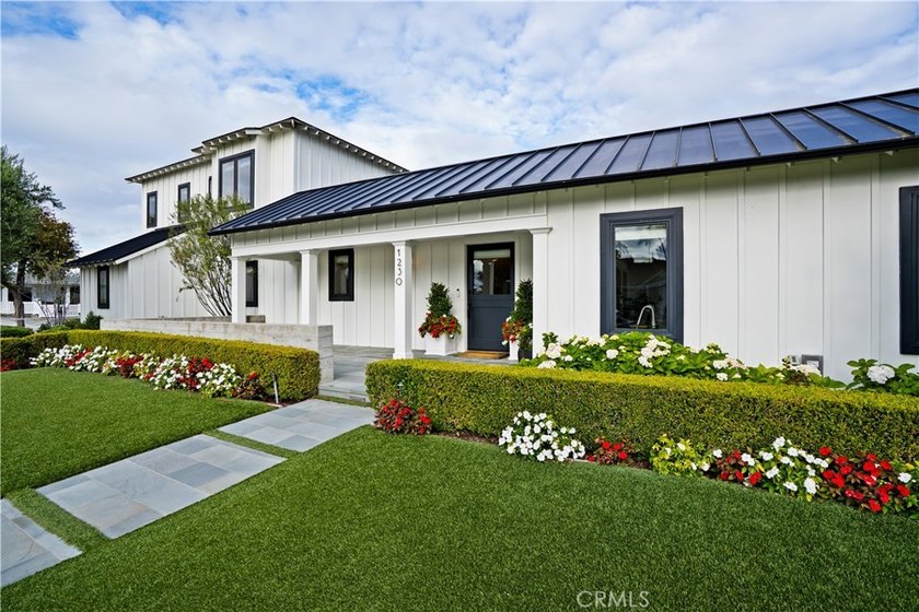 Some addresses in Newport Beach are simply in a class of their - photo 19