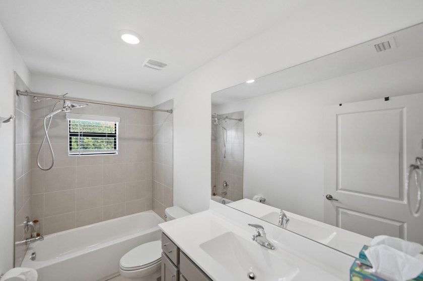 Rare corner-lot townhome with a 2-car garage in a quiet, gated - photo 30