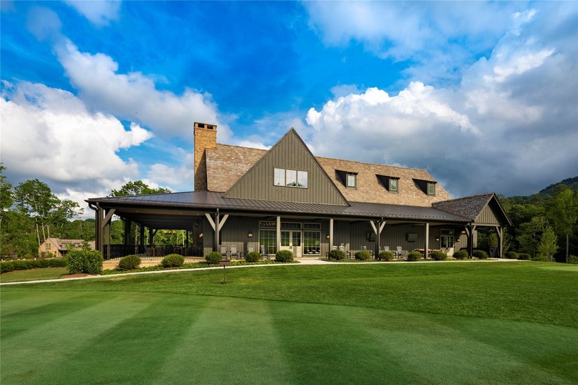 A rare opportunity to own three adjoining homesites totaling 2 - photo 14