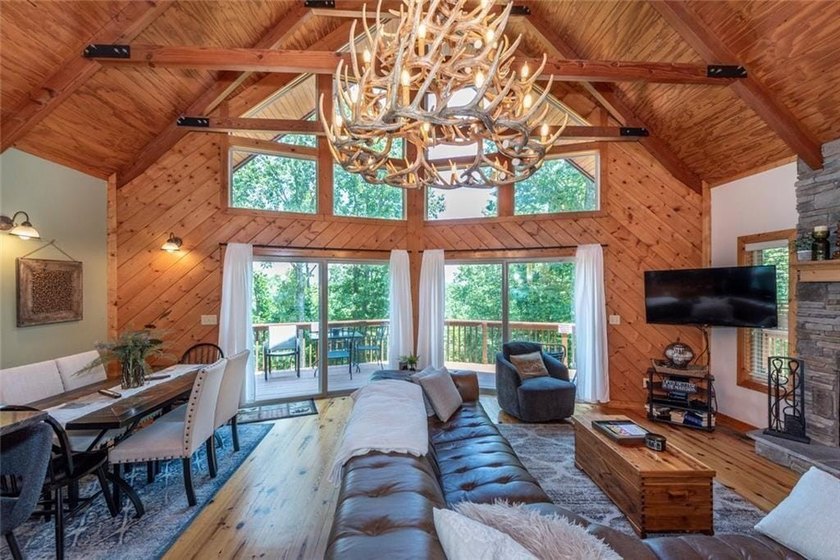 Escape to your fully furnished cabin in North Georgia at 1328 - photo 10