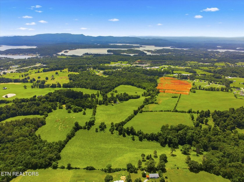 PRIME COMMERCIAL DEVELOPMENT OPPORTUNITY - HISTORIC DANDRIDGE - photo 13