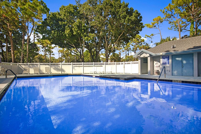 Beautiful 2 Bed/2 Bath 1st floor Condo in the highly desirable - photo 23