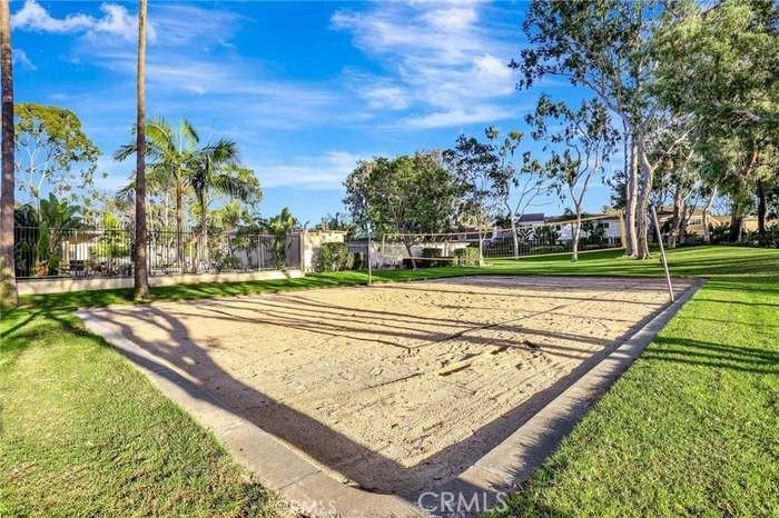 Resort style living in Huntington Beach. This completely - photo 33