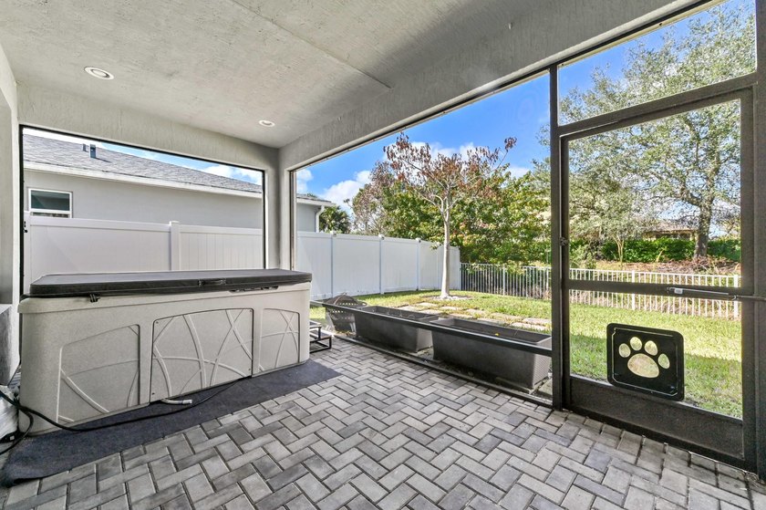Enter through a statement-making modern frosted-glass front door - photo 21