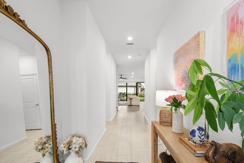 Move-in ready, this spacious 5bed, 4bath CBS home sits on a - photo 3