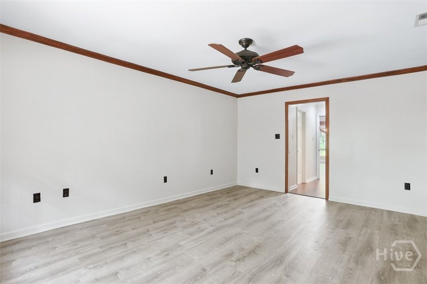 Welcome to this beautiful, spacious home in the prestigious - photo 30