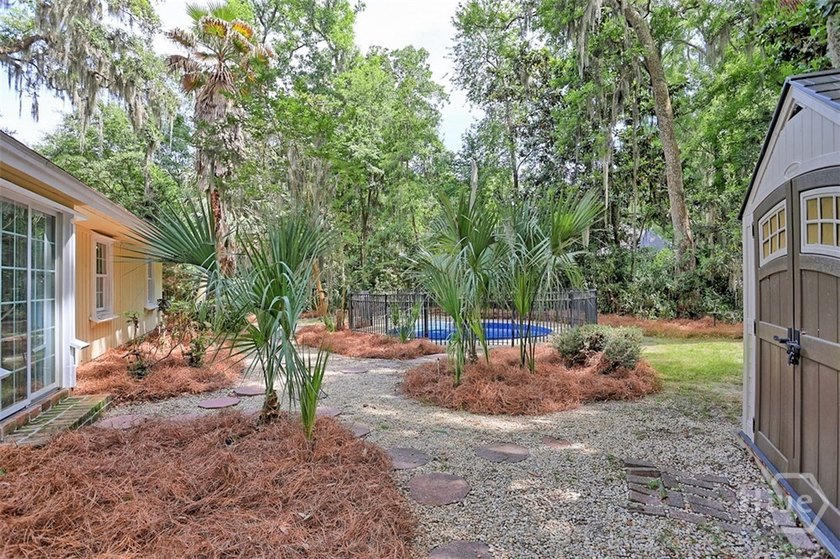Welcome to this beautiful, spacious home in the prestigious - photo 41