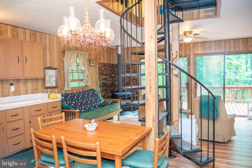 Bring your vision to this 1-bedroom, 1-bath chalet in the - photo 14