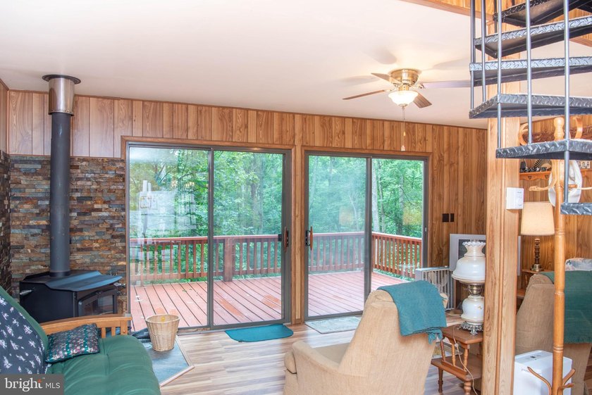 Bring your vision to this 1-bedroom, 1-bath chalet in the - photo 15