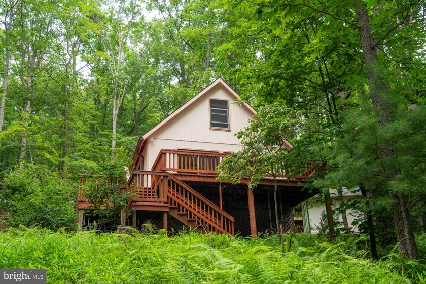 Bring your vision to this 1-bedroom, 1-bath chalet in the - photo 32