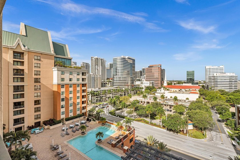 Seller Financing Available! One of the most desirable unit - photo 2