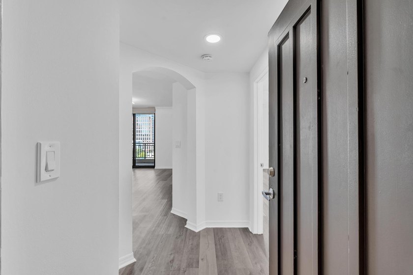 Seller Financing Available! One of the most desirable unit - photo 3