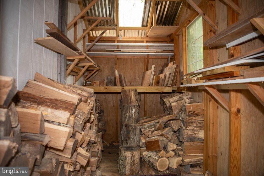 Bring your vision to this 1-bedroom, 1-bath chalet in the - photo 47