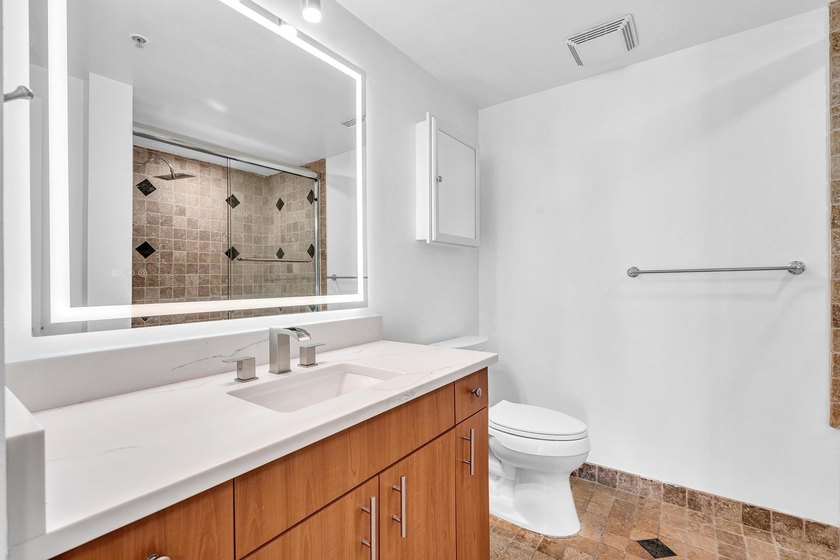 Seller Financing Available! One of the most desirable unit - photo 9