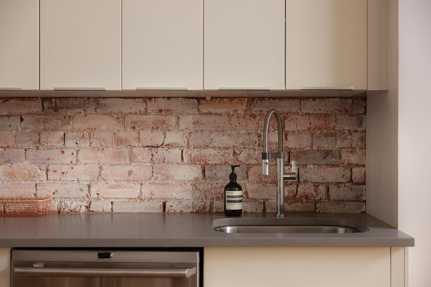 This two-level, 1 bedroom (potential for 2) Gastown loft sits on - photo 6
