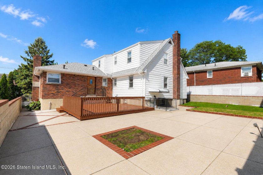 Rare opportunity to own a beautifully renovated property with - photo 47