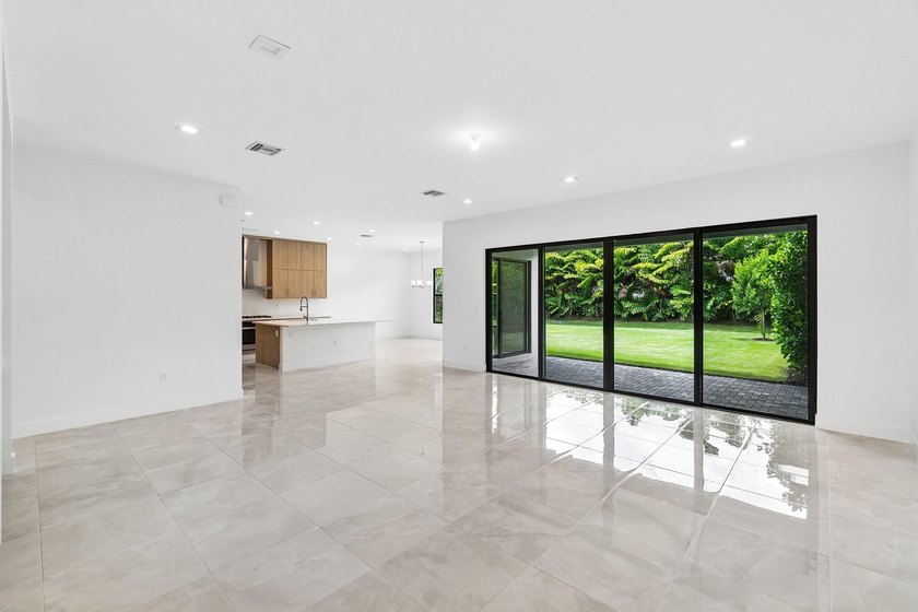 Brand new and never lived in, this stunning Honolulu model in - photo 5
