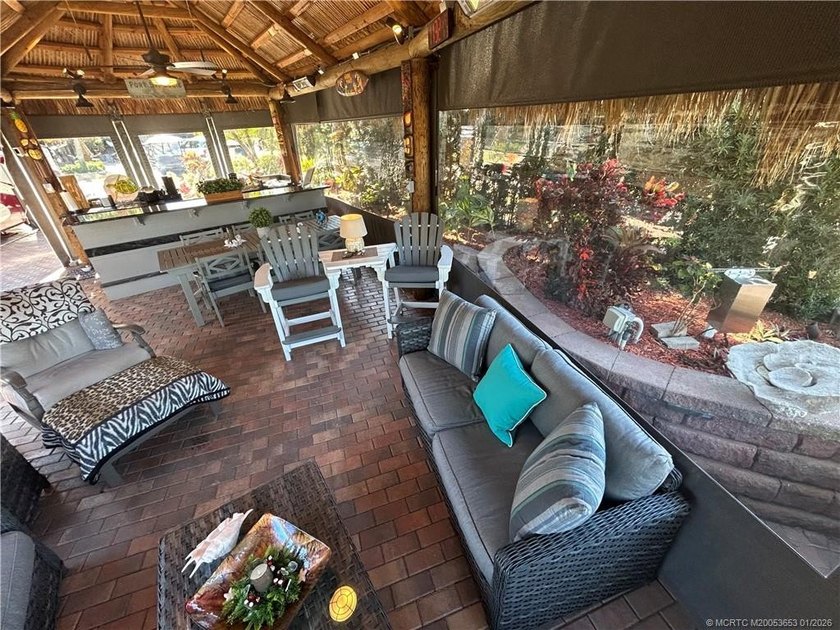 Welcome to this tropical sanctuary, where luxury and attention - photo 24