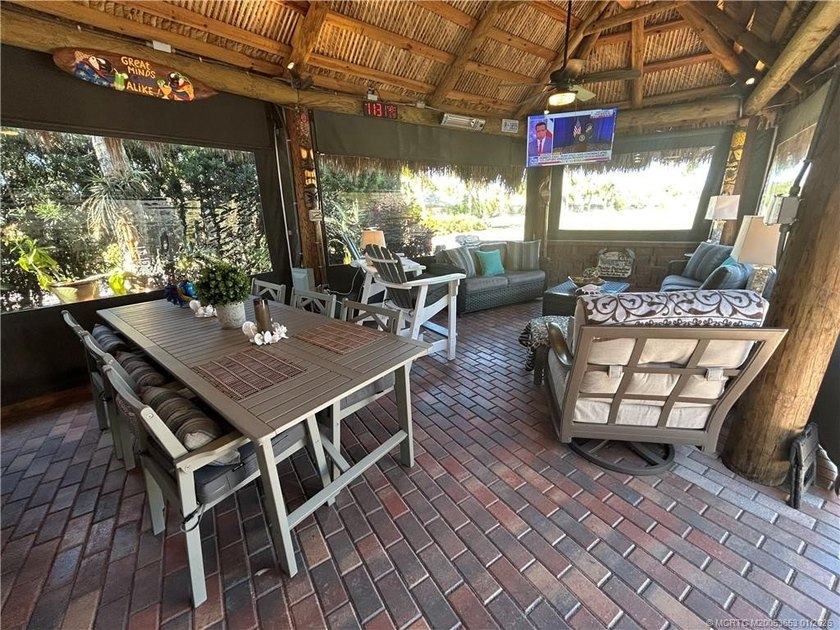 Welcome to this tropical sanctuary, where luxury and attention - photo 25