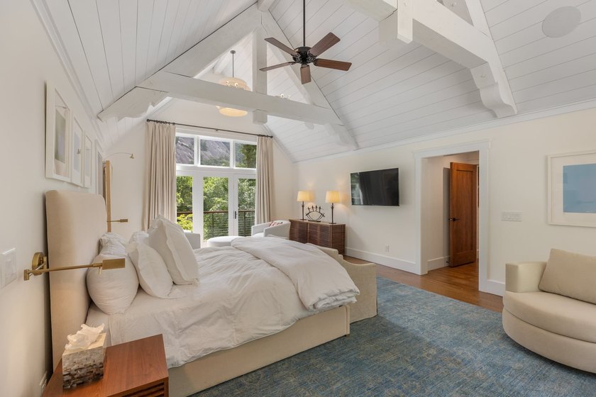 Redesigned and completely renovated in 2020, this extraordinary - photo 44
