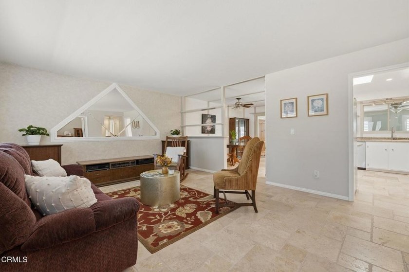 Located on the sunny East Side of Ventura, this beautifully - photo 4
