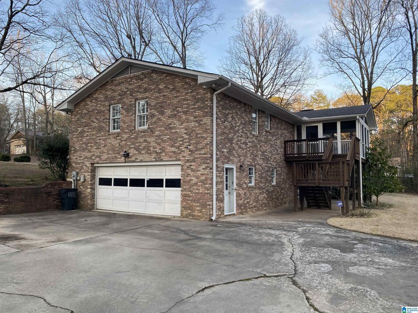 Welcome to lake living at its finest in the wooded Rock Mountain - photo 30