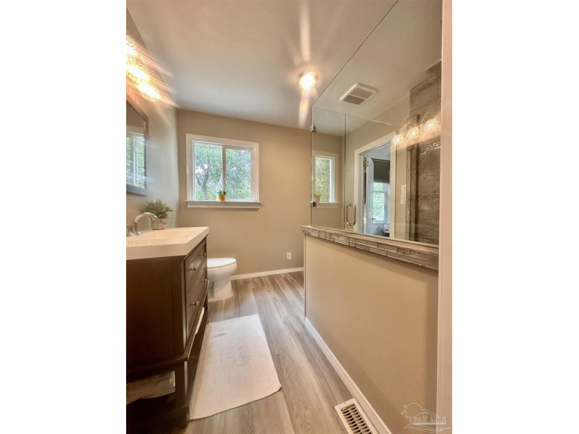 THIS 2 BD-2 FULL BATH HOME WITH POTENTIAL FOR MULTI-PROPETY USE - photo 31