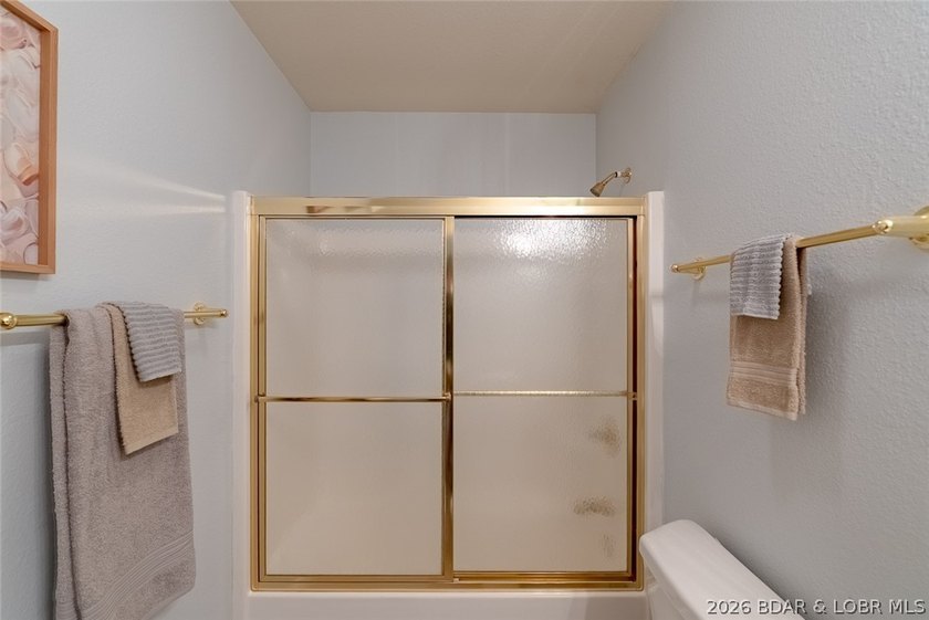 This beautiful walk-in *turnkey* unit includes a 12x36 &amp; is - photo 33