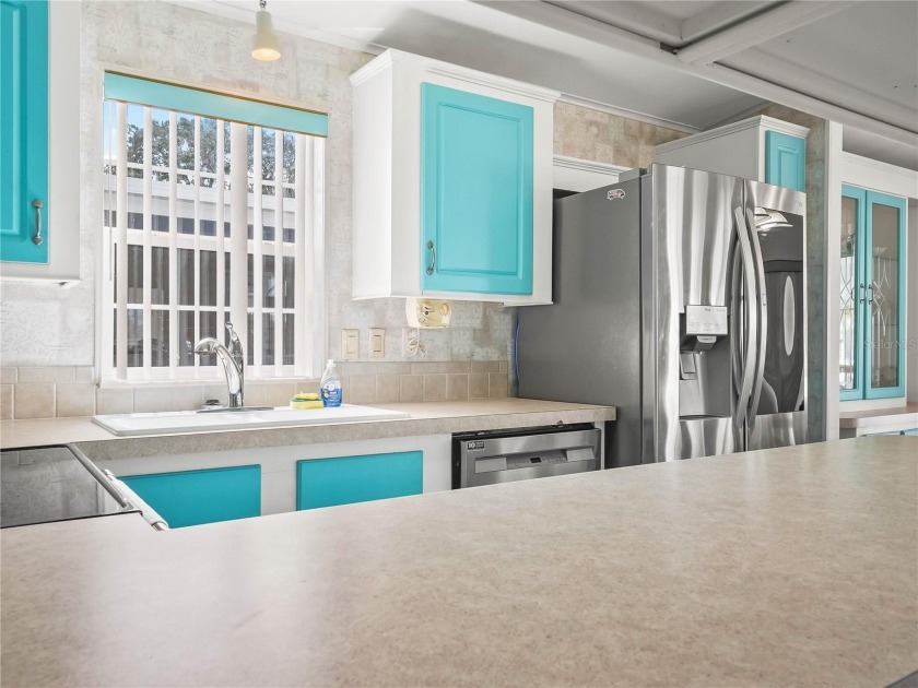 This partially furnished home comes as you see it. The unit was - photo 9