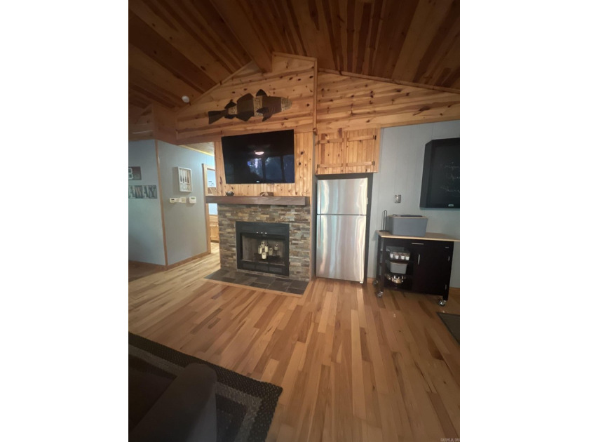 Peaceful, serene, tranquillity. Fishing dock and turnkey! This - photo 15