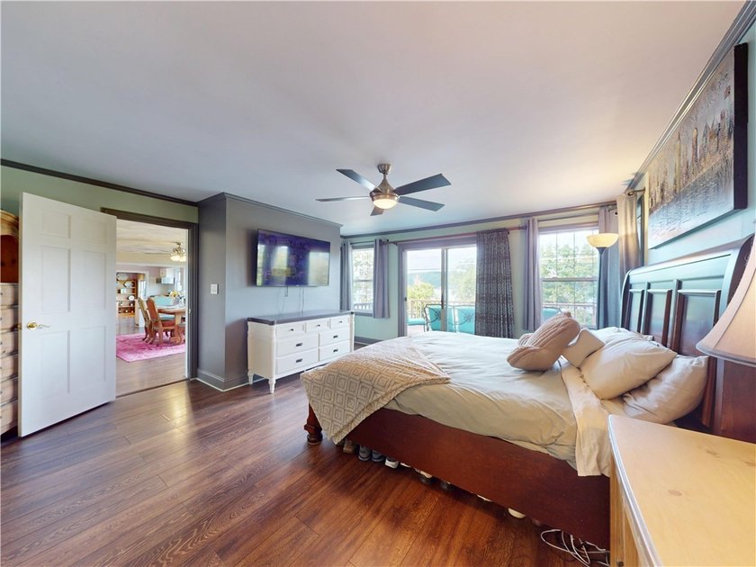 Enjoy the best of Seneca Lake living on the desirable west side - photo 33