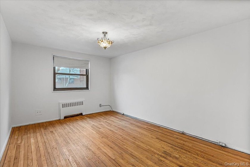 Welcome to this charming 1 bedroom, 1 bath co-op offering - photo 12